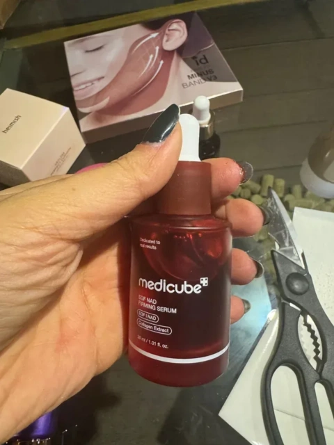 Medicube EGF NAD Firming Serum